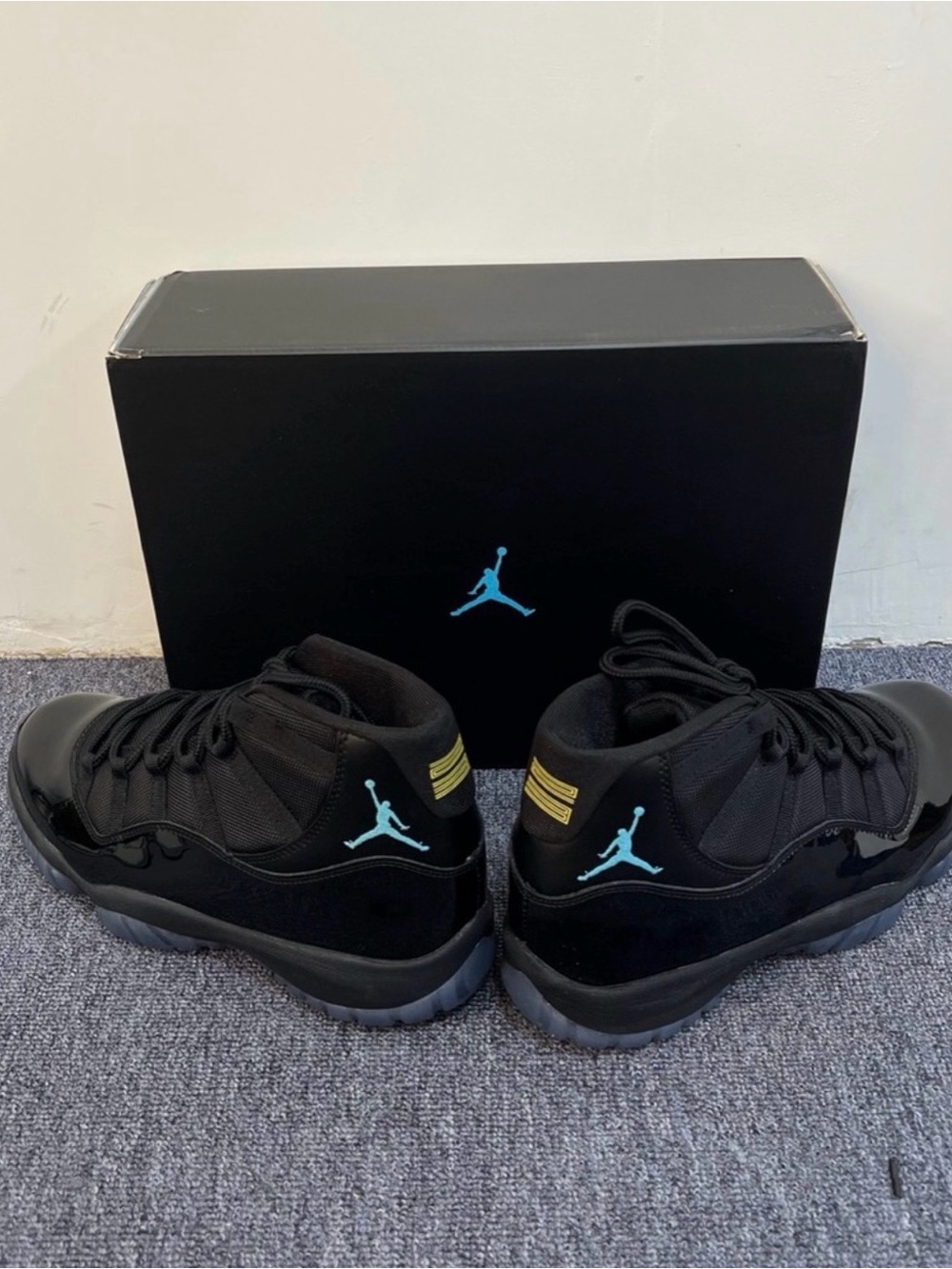 Jordan Retro 11 Black with Teal Jumpman - Picture 5 of 8